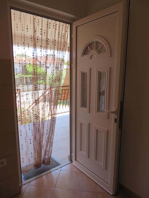 Apartment Cvita Биоград-на-Мору Номер фото